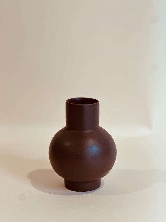 Raawii Vase